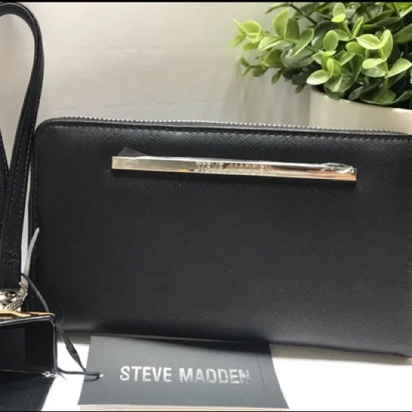 Steve Madden | Bags | Nwt Black Steve Madden Walletwristlet Steve Madden | Bags | Nwt Black Steve Madden Walletwristlet